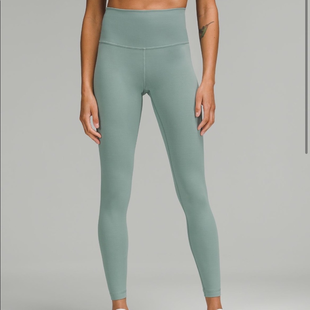 *LULULEMON* teal green invigorate leggings